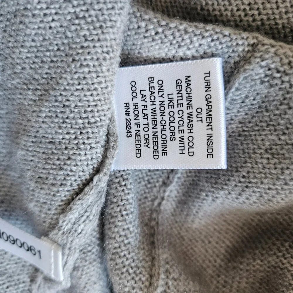 New York & Company SOHO Gray Long Sleeve Scoop Neck Small Tunic Sweater - Picture 8 of 10